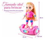 Boneca Giratória Andadora de Hoverboard com Música