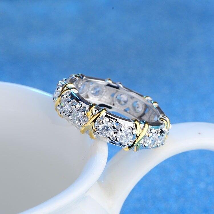 Anel de Formatura Coroa em Prata 925 com Zircônia JSF21 - Anel de Formatura Coroa em Prata 925 com Zircônia Casa Tech 