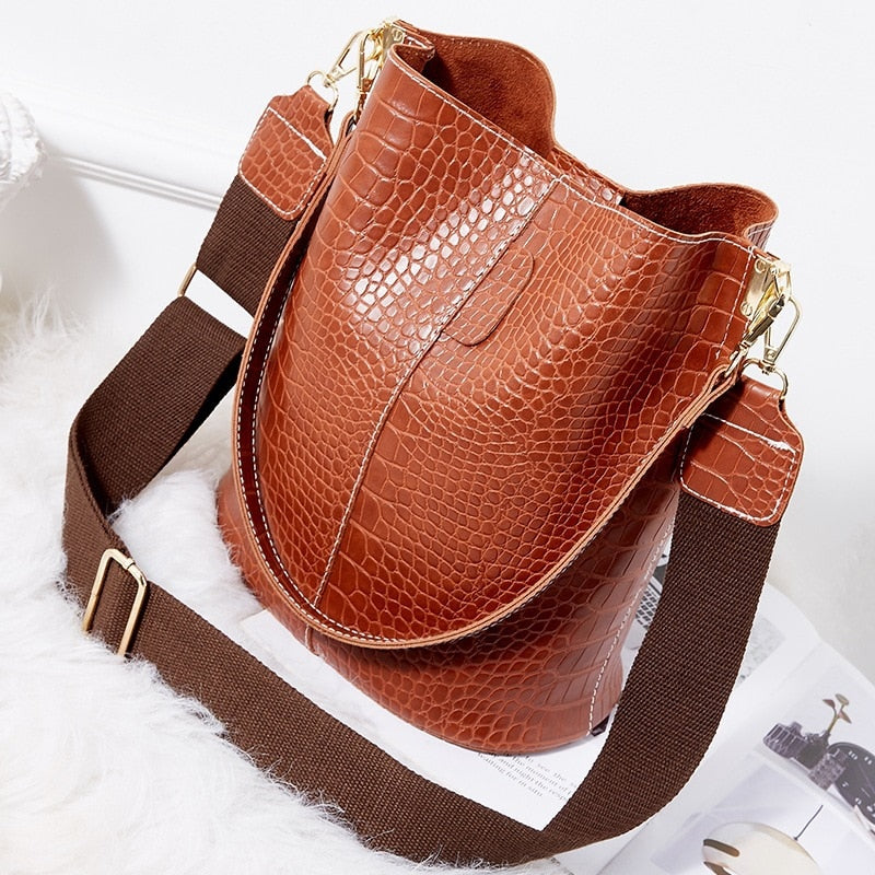 Bolsa Feminina de Couro Crocodilo G10P8 - Bolsa Feminina de Couro Crocodilo Casa Tech Loja 