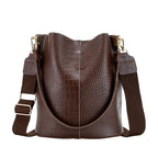Bolsa Feminina de Couro Crocodilo G10P8 - Bolsa Feminina de Couro Crocodilo Casa Tech Loja Café 