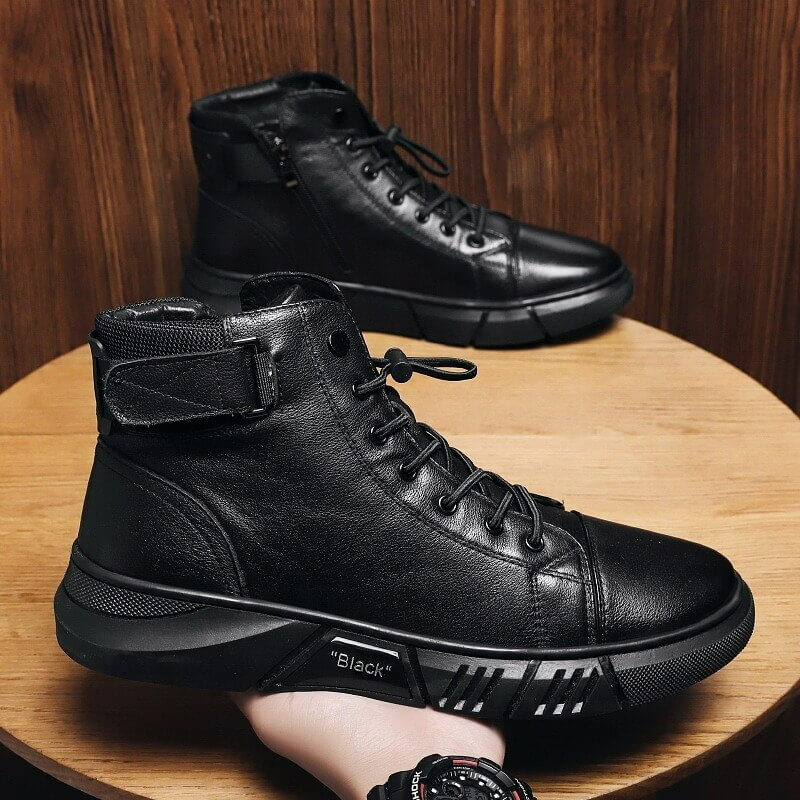 Botas de Couro Martin Italiano Original + Par de Meias Grátis CAL41 - Botas de Couro Martin Italiano Original + Par de Meias Grátis Casa Tech Loja 
