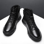 Botas de Couro Martin Italiano Original + Par de Meias Grátis CAL41 - Botas de Couro Martin Italiano Original + Par de Meias Grátis Casa Tech Loja 