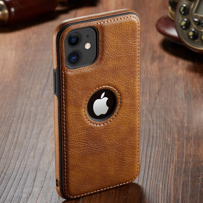 Capinha de Couro para iPhone (11, 11 Pro, 11 Pro Max, 12, 12 Pro, 12 Pro Max, 12 Mini, X, XR, XR Max, Xs, Xs Max) G1P12 - Capinha de Couro para iPhone Casa Tech Loja iPhone XS MAX Marrom 