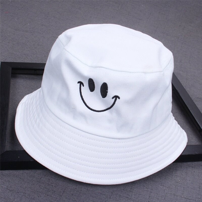 Chapéu Bucket Smile 2 em 1 CBF04 - Chapéu Bucket Smile 2 em 1 Casa Tech 