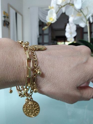 Pulseira Banhada a Ouro 18K – Pingentes de São Bento Casa Tech 