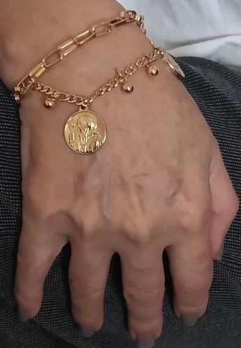 Pulseira Banhada a Ouro 18K – Pingentes de São Bento Casa Tech 