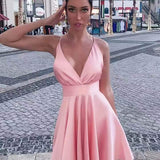 Vestido de Cetim Curto para Festa